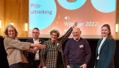 Winnaar Kern met Pit-trofee