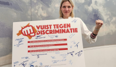 Mirjam Sterk gedeputeerde Sport maak een Vuist tegen discriminatie