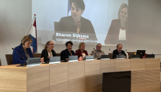 Centraal stembureau bijeen in de Statenzaal voor het vaststellen van de verkiezingsuitslag