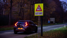 Waarschuwingsbord overstekend wild 