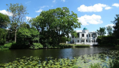 Het Plantagehuis in Vreeland is gebouwd in de 18e eeuw 