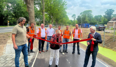 Nieuw fietspad langs de N402 bij Loenen aan de Vecht 