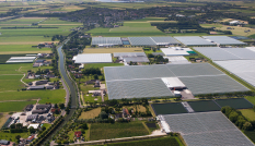 luchtfoto glastuinbouw bij Harmelen
