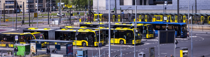 Bus en tram Utrecht.jpg