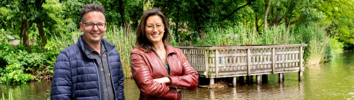 Allart en Jessica bij de kinderboerderij warmtenet