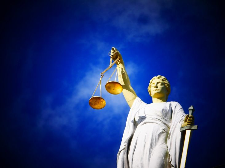 vrouwe justitia
