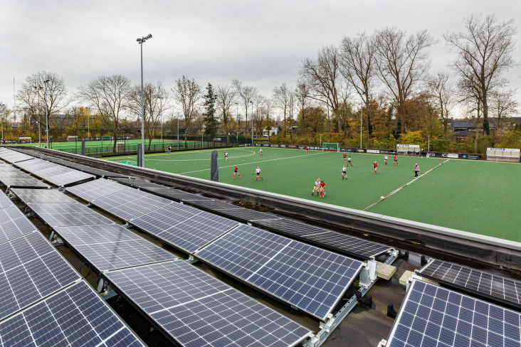 zonnepanelen op sportkantine
