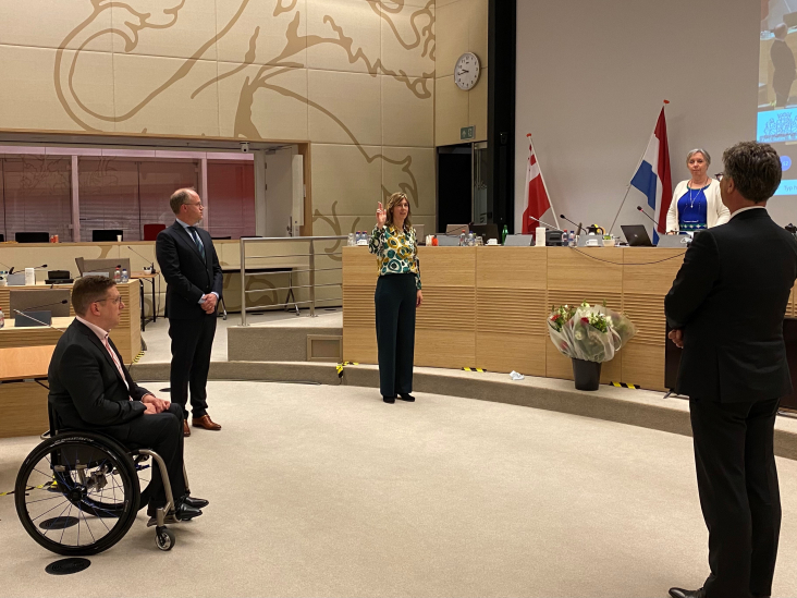 Beëdiging Statenleden tijdens PS-vergadering van 14 april 2021