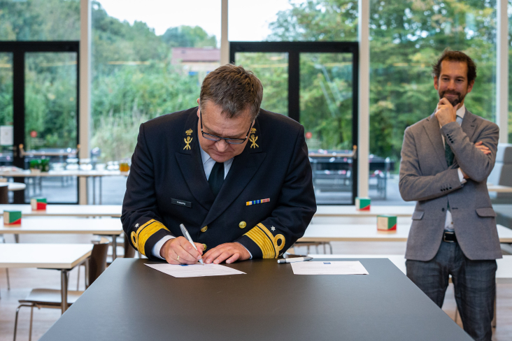 © Ministerie van Defensie 100ste ondertekening waterstofconvenant