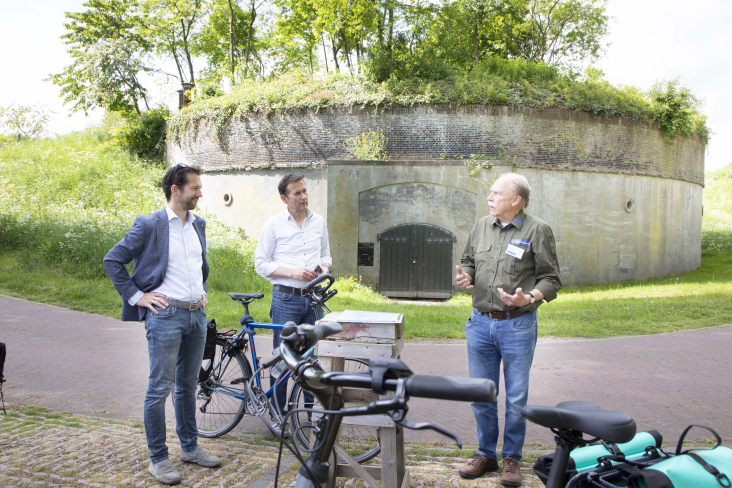 Werkbezoek waterlinie gedeputeerden