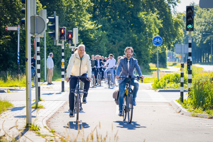 Wethouder Wim Vos van de gemeente Leusden en gedeputeerde Arne Schaddelee van de provincie Utrecht