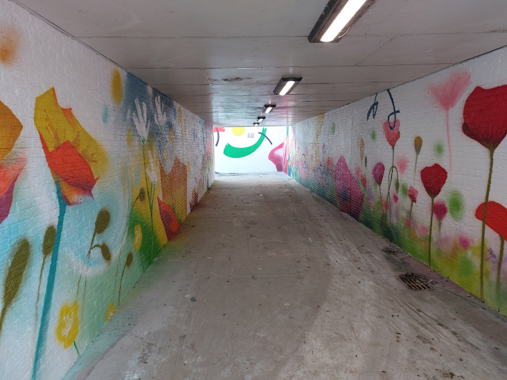Kunst in voetgangerstunnel onder de N210 in Lopik