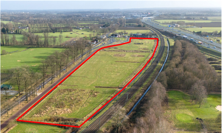 Perceel met rode arcering tbv openbare verkoop natuurterrein Sedumveld te Bunnik