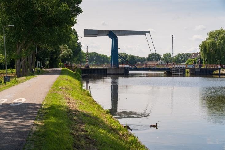 Bazelbrug in Hoogblokland