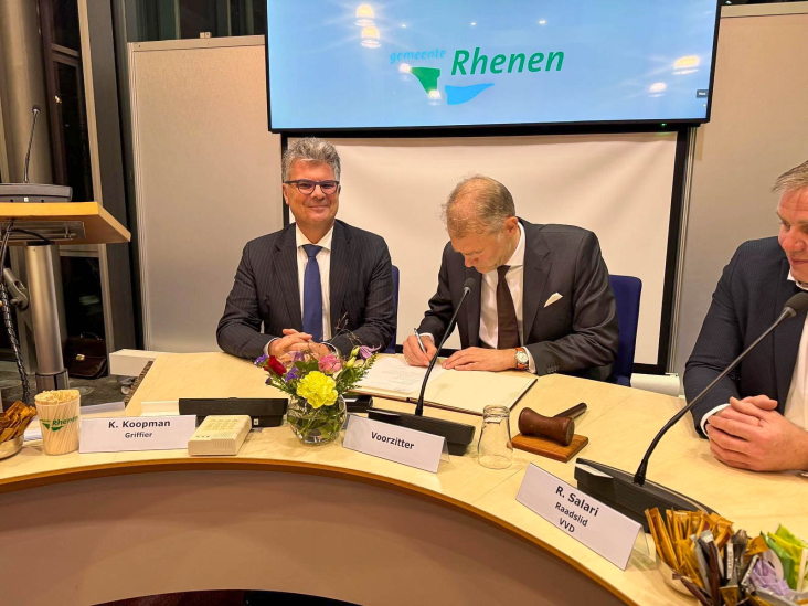 Géran Kaai beëdigd als burgemeester van Rhenen