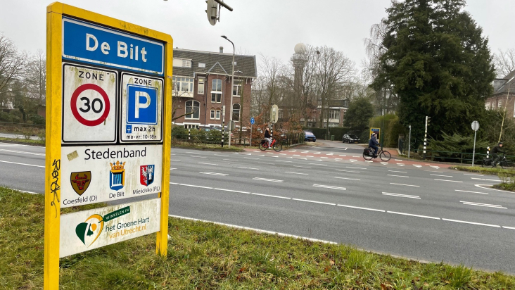 De Bilt met op de achtergrond het KNMI