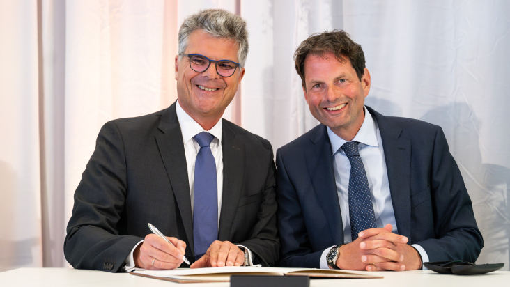 CdK Hans Oosters en Maarten Haverkamp bij de installatie