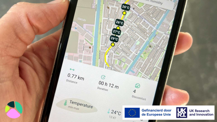 Datapunten uit het onderzoek van Groene Buurt, Koele Buurt, op een telefoon. 