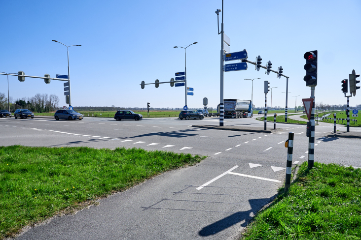 Kruising N201-Hoofdweg-N212 in Mijdrecht/Vinkeveen