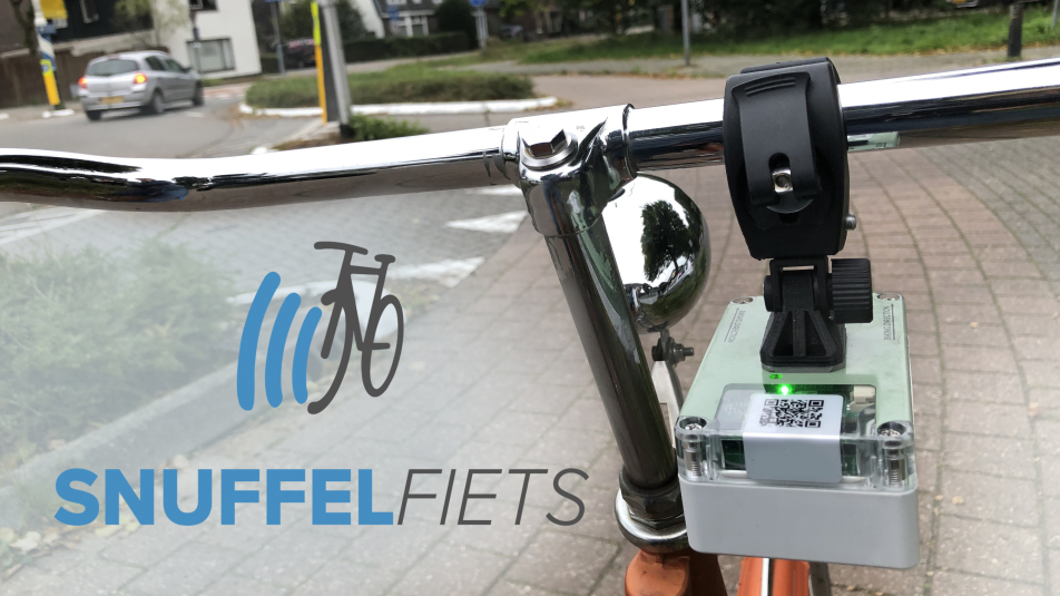 snuffelfiets kastje met logo