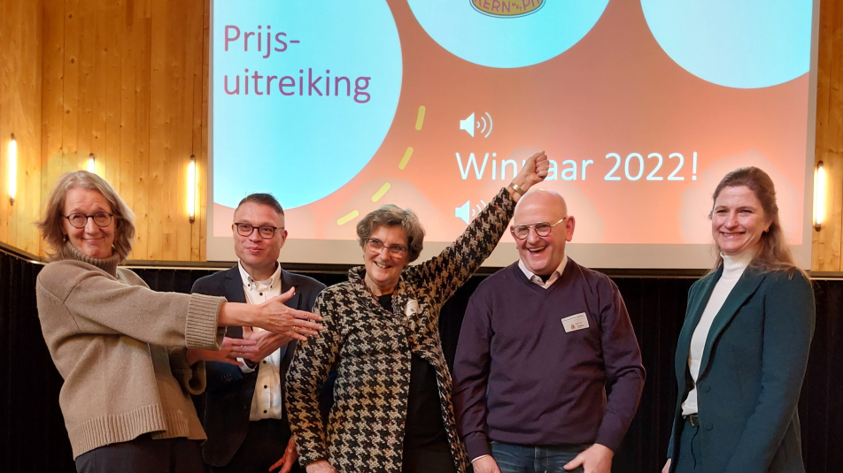 Winnaar Kern met Pit-trofee