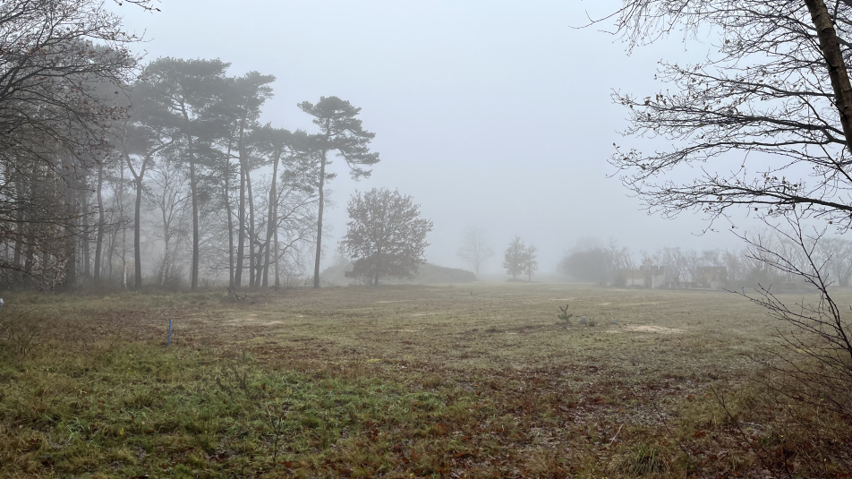 De locatie waar vroeger de brandkazerne van vliegbasis Soesterberg stond, moet gesaneerd worden.