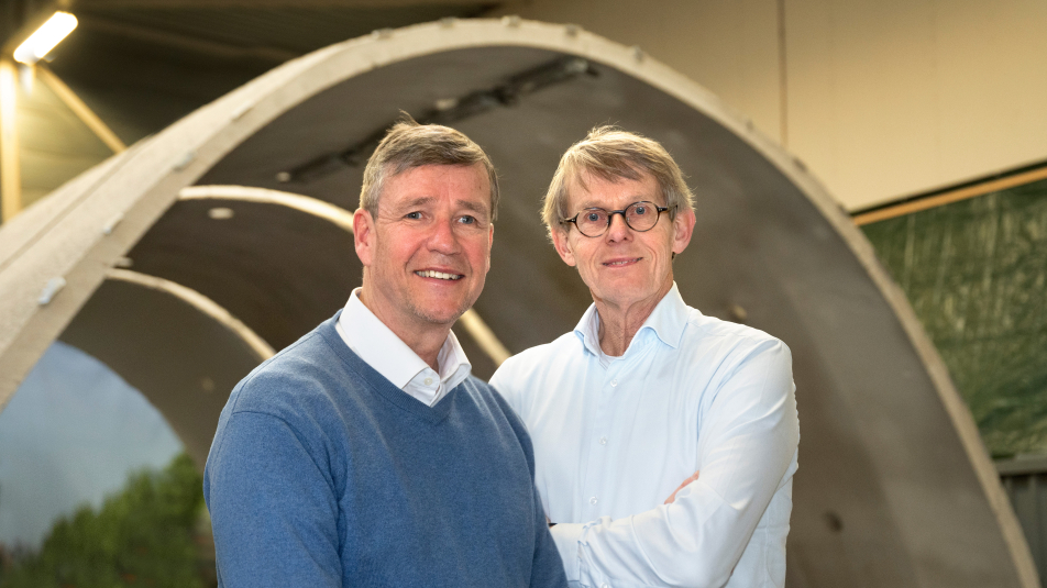 Bas en Stan Uyland in de loods van BallonBeton Technology in Soesterberg.
