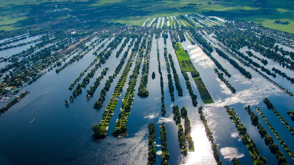 luchtfoto Vinkeveense Plassen