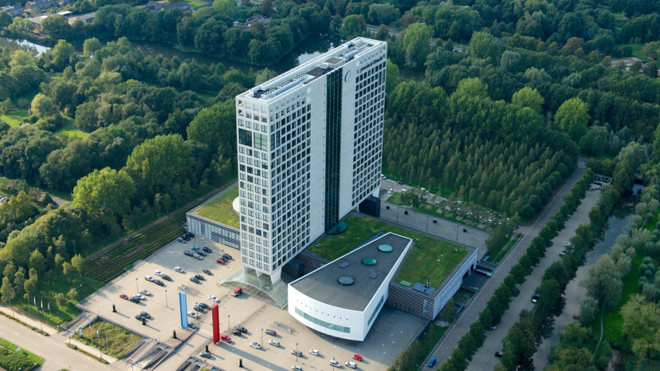 Luchtfoto van het provinciehuis Utrecht