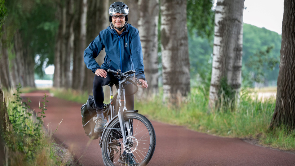 Marius op zijn speedpedelec