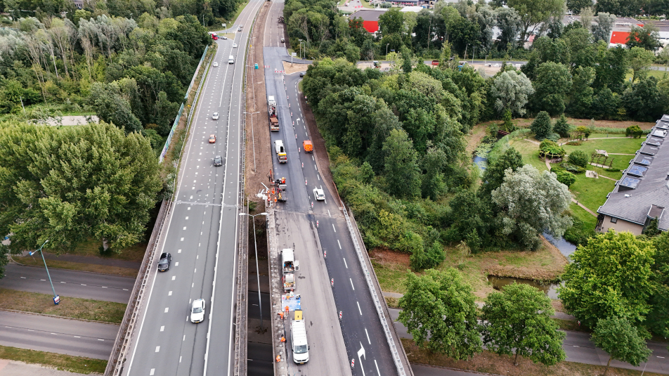 Luchtfoto van werkzaamheden N230 juli 2025 ter hoogte van Maarssen