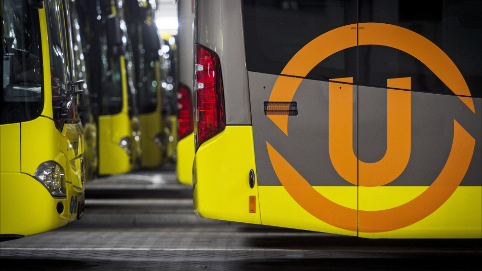 logo U-OV op bus